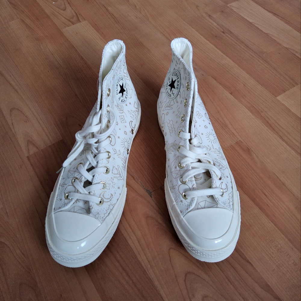 Unisex cream Converse. Size UK 9 - Picture 3 of 5
